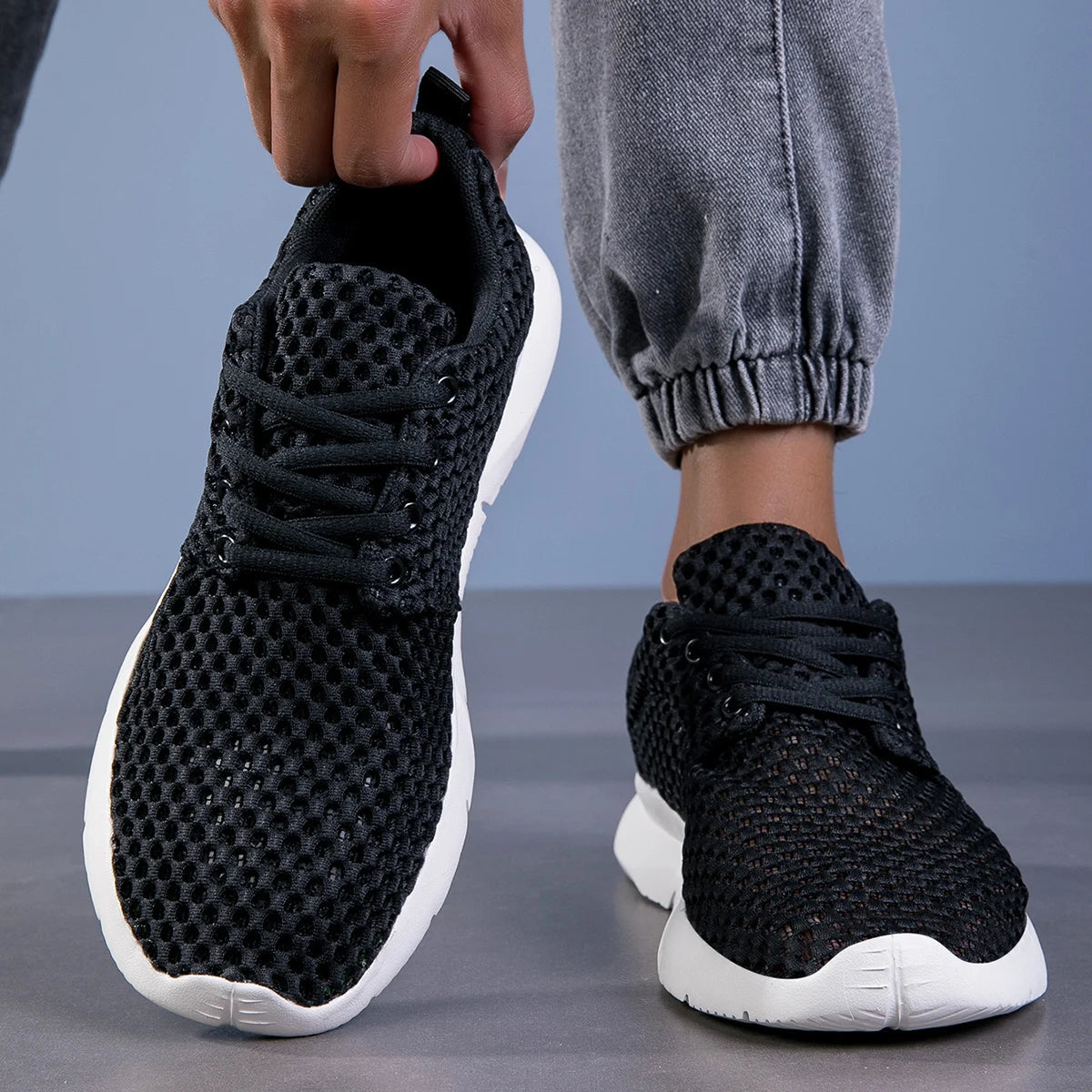 AeroFlex Mesh Sneaker